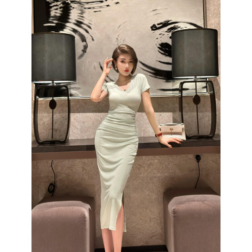 XULU原创人棉针织百搭气质温婉纯色包臀裙修身U领短袖开叉连衣裙