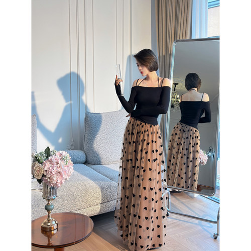 XULU原创网纱植绒波点桃心优雅气质半身裙人棉针织露肩短款上衣