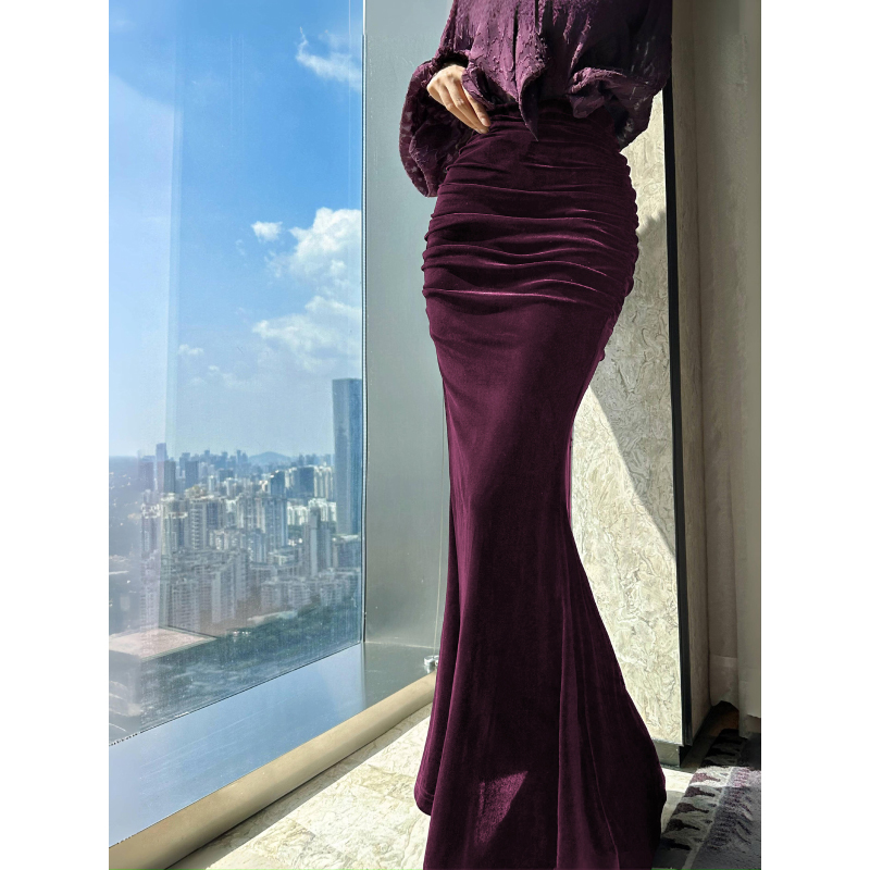 XULU原创轻奢丝绒烫金性感复古高腰褶皱鱼尾裙百搭橡筋腰半身裙