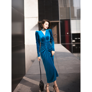 XULU原创简约纯色丝绒性感气质包臀裙修身 V领连衣裙 褶皱泡泡袖