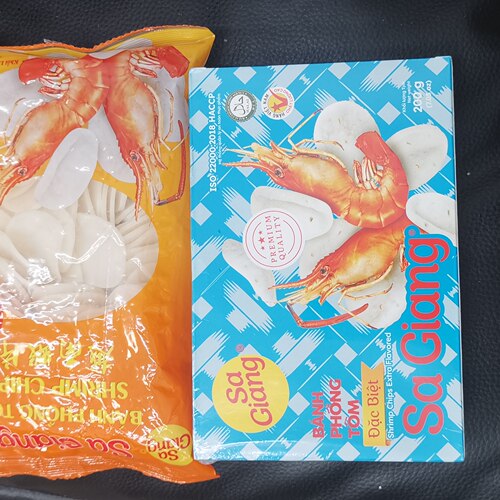 越南进越莲城虾片200克装原味沙江虾片黑椒味