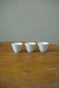 宝坤作/白釉小品杯套组