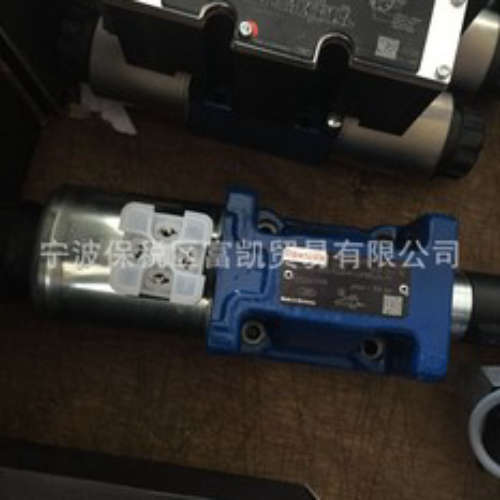 R901339885 5-4WE10R5X/EG24N9K4/M