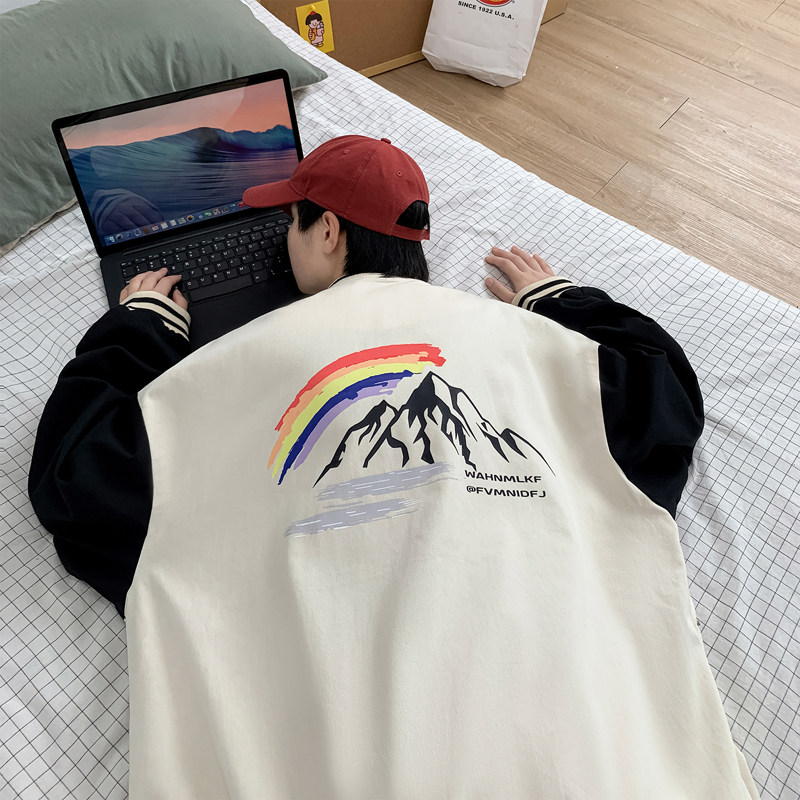 J909P55室内港风潮流港风夹克彩虹雪山印花棒球领情侣棒球服春,男装夹克,电商A050