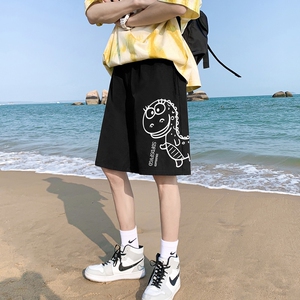 K202 P25 外景 百搭潮流港风卡通五分裤恐龙印花沙滩裤宽松休闲图片