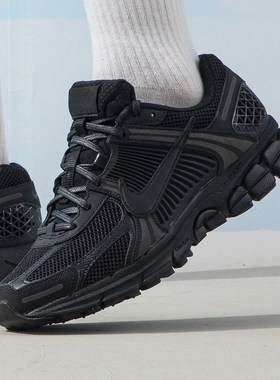 Nike耐克Zoom Vomero 5男子黑色时尚复古休闲运动鞋BV1358-003