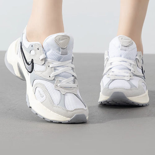 复古运动鞋Nike耐克女鞋正品轻便跑步鞋透气老爹鞋新款耐磨休闲鞋