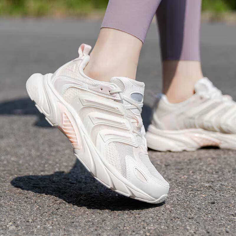 ADIDAS阿迪达斯女鞋秋季新款清风鞋轻便透气休闲运动鞋缓震跑步鞋