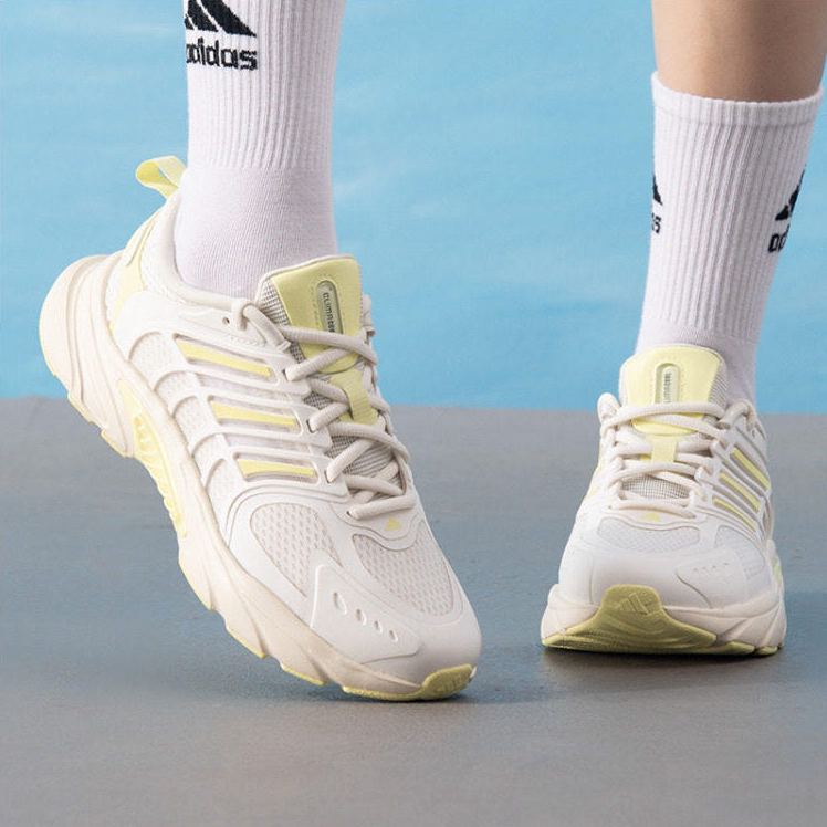 adidas阿迪达斯女鞋夏季正品透气网面复古运动休闲缓震清风跑步鞋