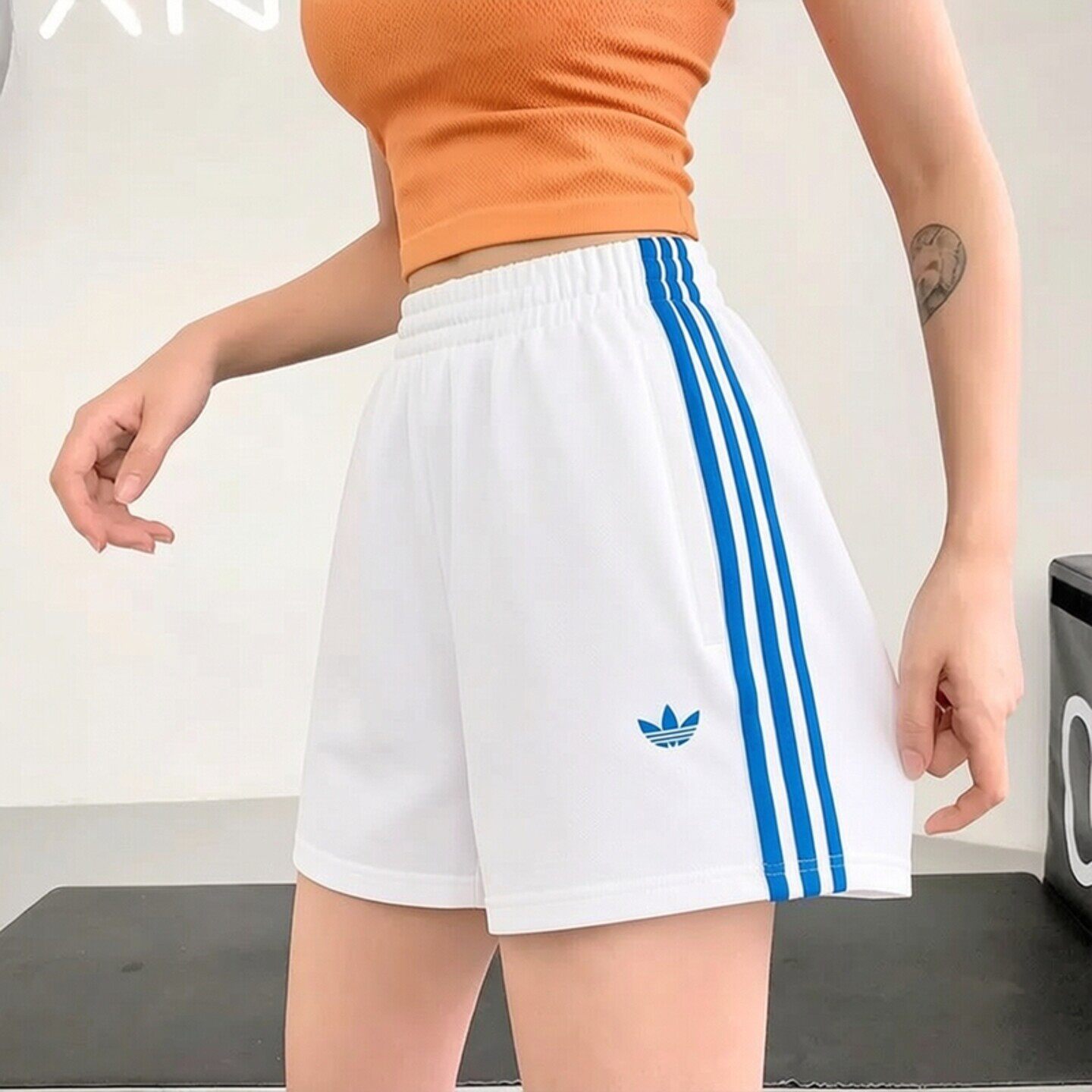 adidas三叶草白色短裤女夏季正品韩版针织美式复古美高运动三分裤