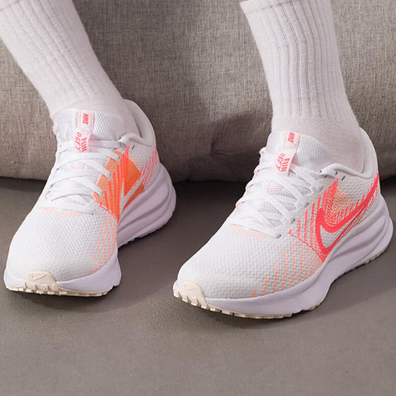 Nike耐克粉色鞋子正品网面鞋跑步鞋健身运动鞋正品正品女鞋HM9593