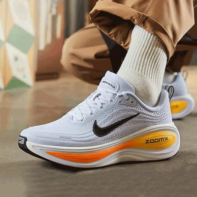 NIKE耐克男鞋VOMERPLUS