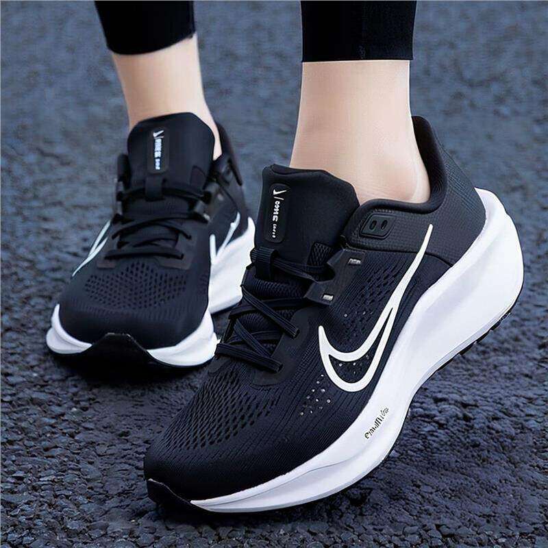 NIKE耐克黑白色跑步鞋女鞋春季正品运动鞋轻便缓震透气健身训练鞋