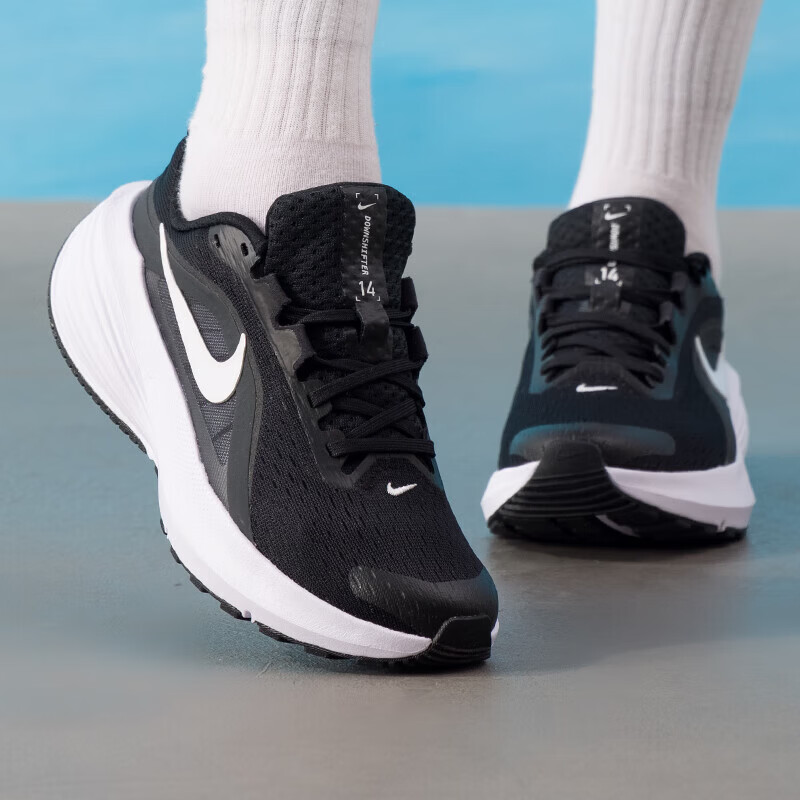 Nike耐克新款跑步鞋男女正品轻便透气减震运动鞋黑色系带休闲鞋