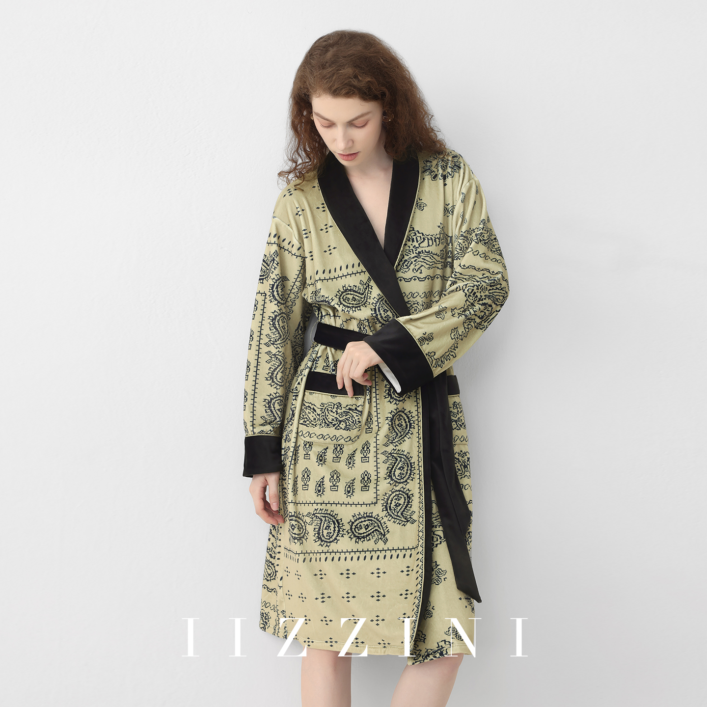 IIZZINI佩斯利 睡袍女冬长袖海岛绒保暖轻奢中长款外穿珊瑚绒浴袍