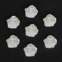 Розы 18х17мм около 30 шт.