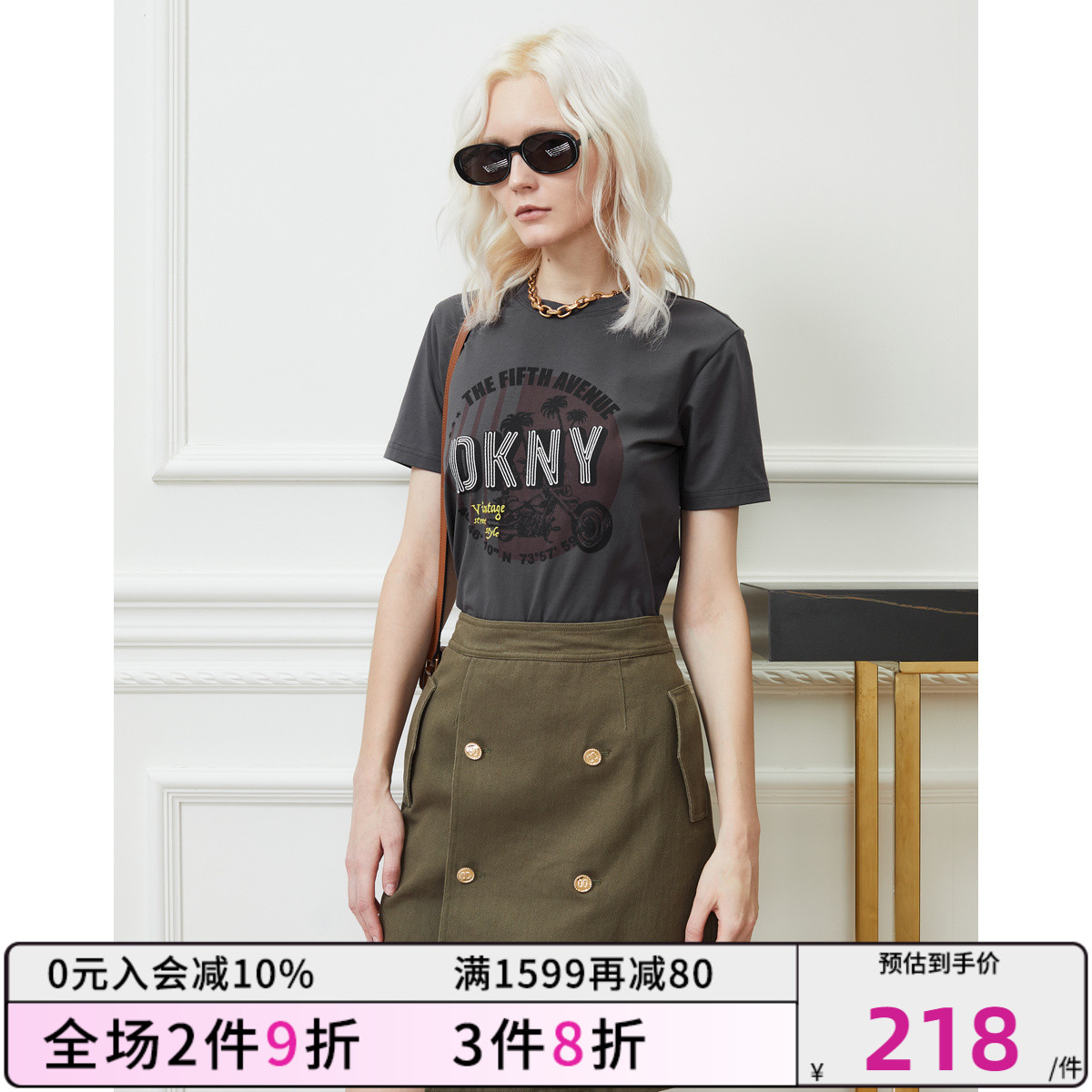 DKNY/唐可娜儿春夏女美式复古休闲摩托车印花短袖T恤正肩 女装/女士精品 T恤 原图主图