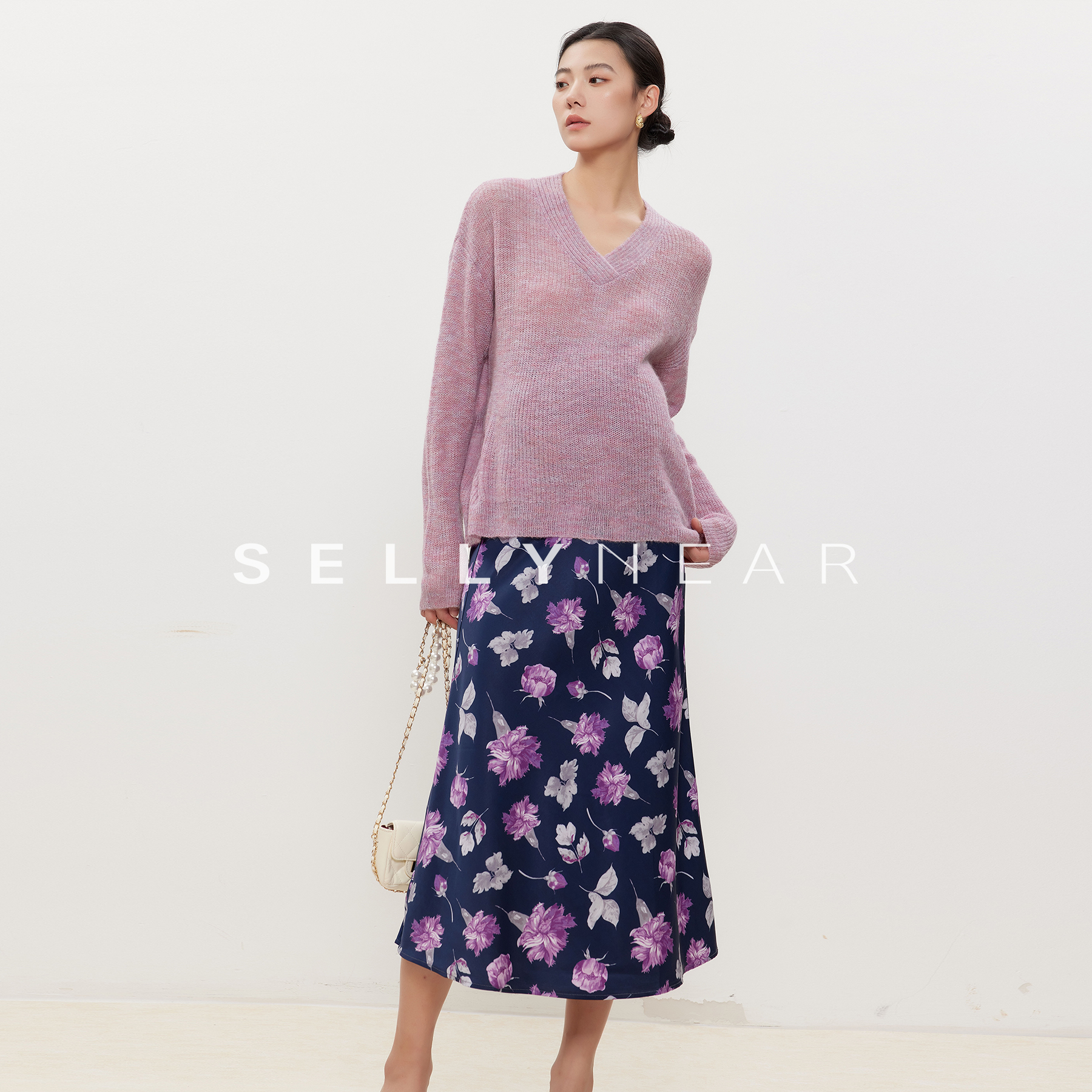 SELLYNEAR孕妇装套装春季新款薰衣草紫漫花半裙休闲针织毛衣套装