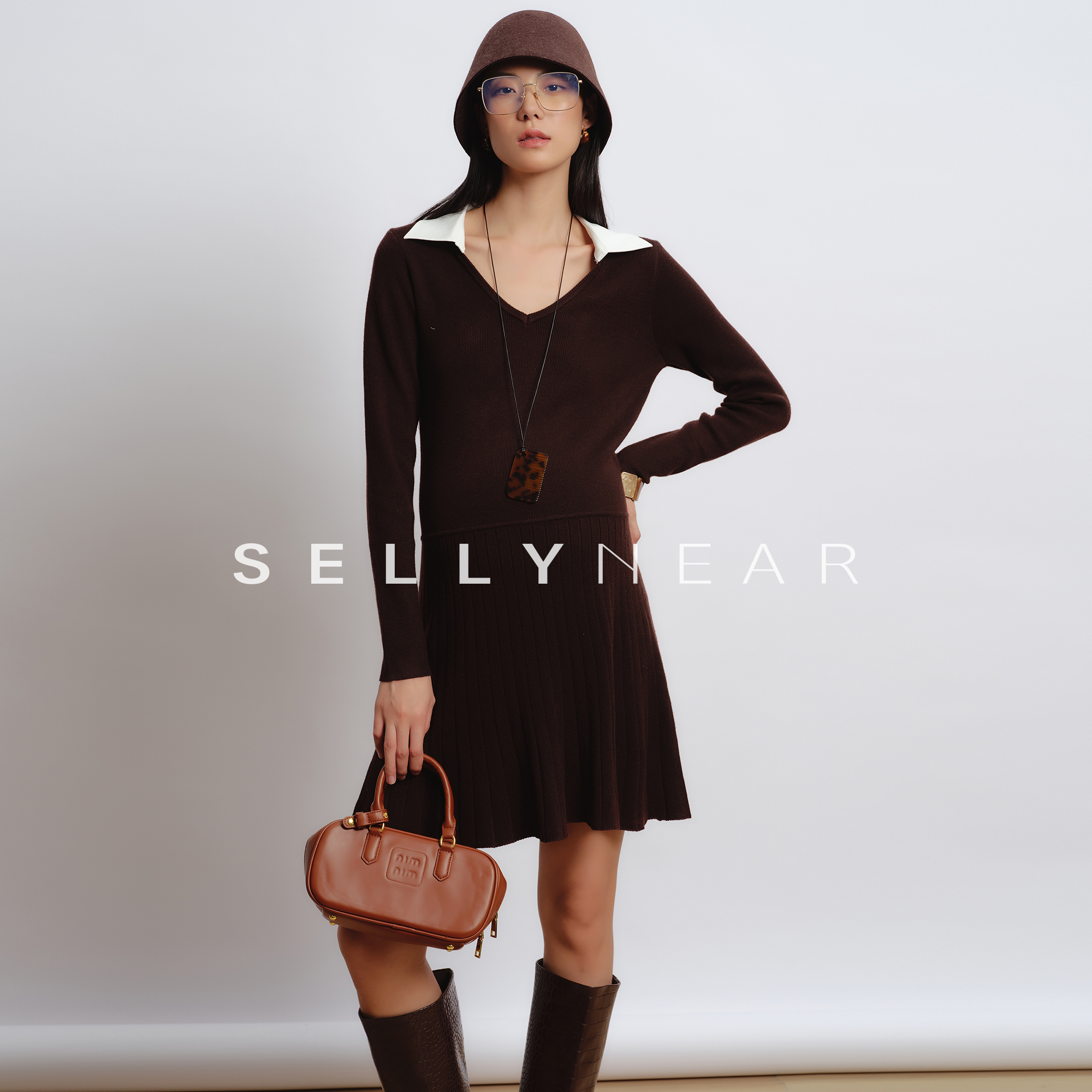 SELLYNEAR孕妇高级感裙子2025新款秋冬时尚MIU风针织撞色连衣裙