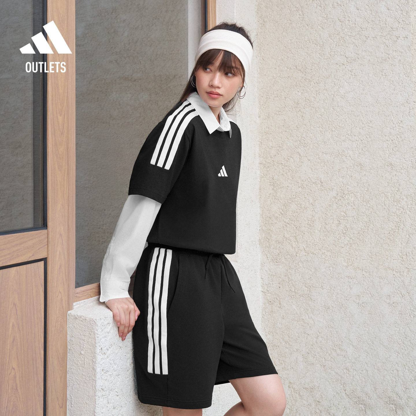 阿迪达斯男女套装adidas