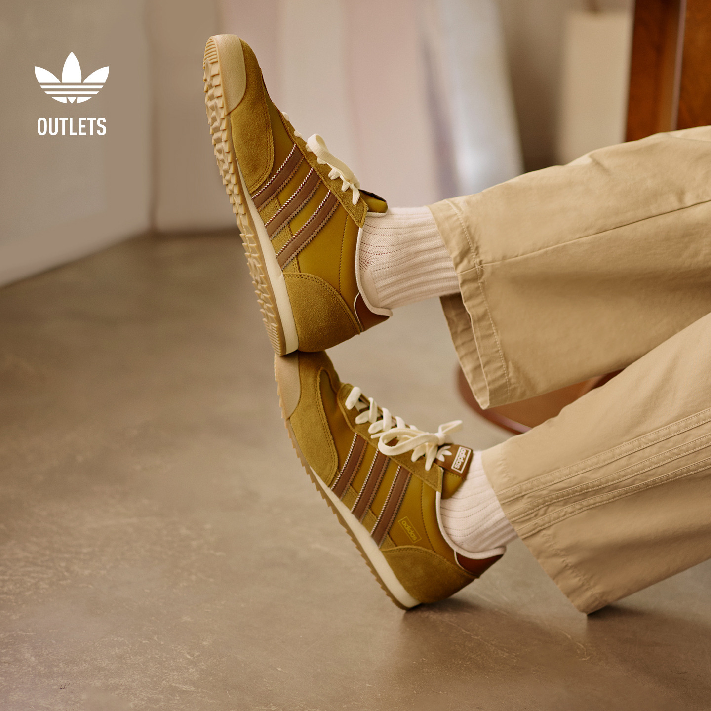 T头鞋阿迪达斯三叶草男女运动鞋