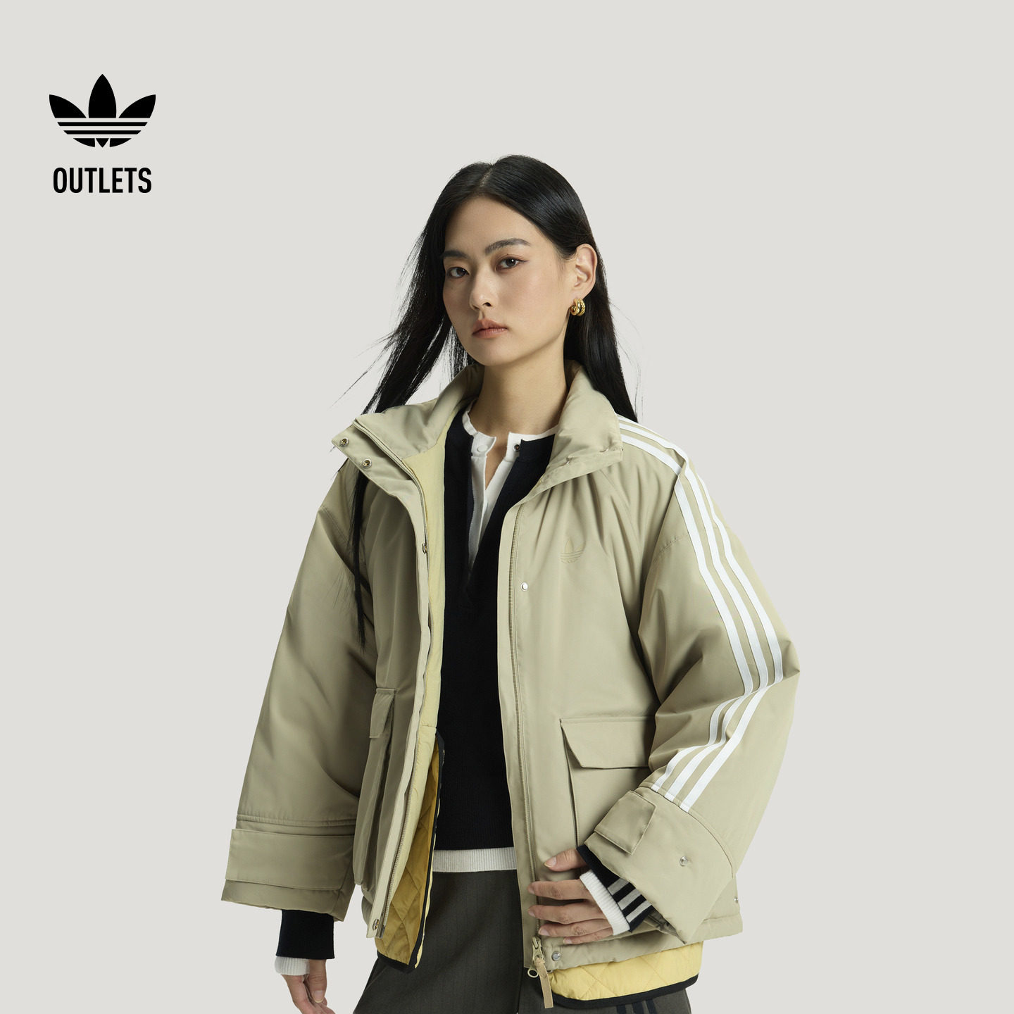 阿迪达斯三叶草女子棉服