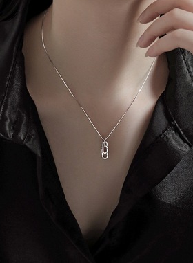 简约别针字母项链女新款小众设计