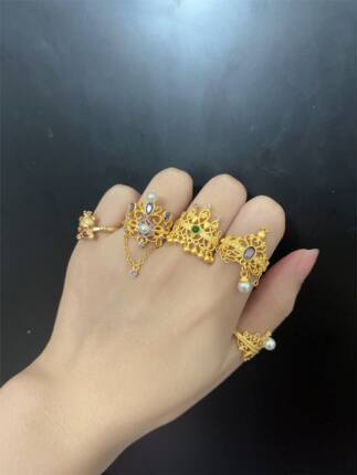 新款珍珠皇冠戒指女小熊指环合集高级感百搭戒指轻奢复古不易掉色