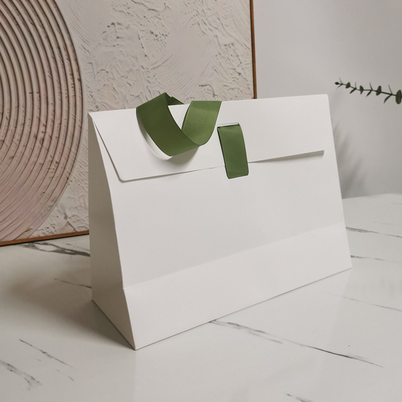 高级感时尚牛皮纸袋手提袋无字礼品袋定制logo小号包装礼物盒印字