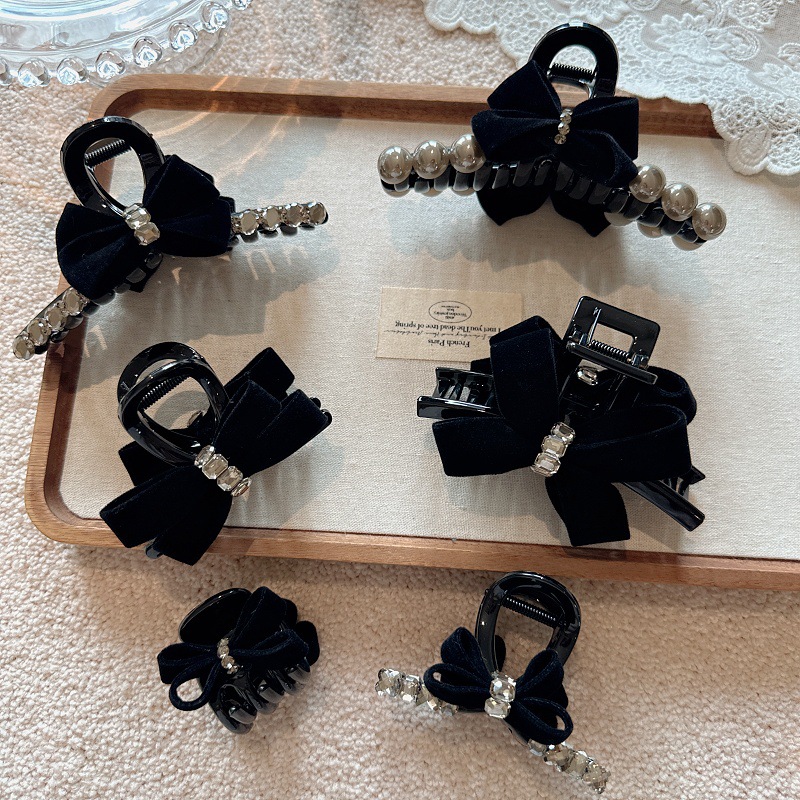 韩国气质百搭黑色植绒蝴蝶结抓夹网红新款珍珠大号鲨鱼夹发卡头饰