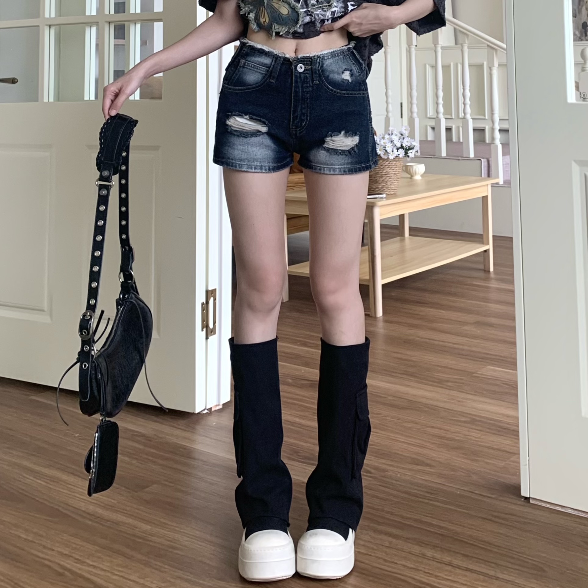 3MER辣妹破洞牛仔短裤