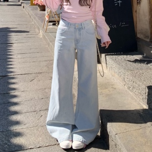 3MER哦哦三妹浅蓝色微喇牛仔裤女2026春夏不贴腿显瘦直筒喇叭裤子