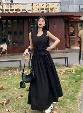 3MER哦哦三妹气质显瘦铆钉腰带连衣裙女收腰白色无袖背心裙子长裙