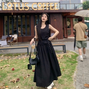 3MER哦哦三妹气质显瘦铆钉腰带连衣裙女收腰白色无袖背心裙子长裙