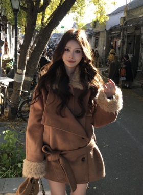 3MER哦哦三妹 咖色毛领加厚毛呢外套女冬季夹棉羊毛短款呢子大衣