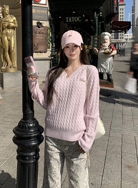 3MER哦哦三妹 慵懒风粉色V领针织麻花毛衣女秋冬内搭长袖套头上衣