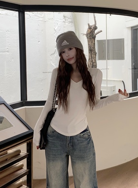 3MER哦哦三妹 长袖打底衫女2025秋季新款修身显瘦百搭V领内搭上衣