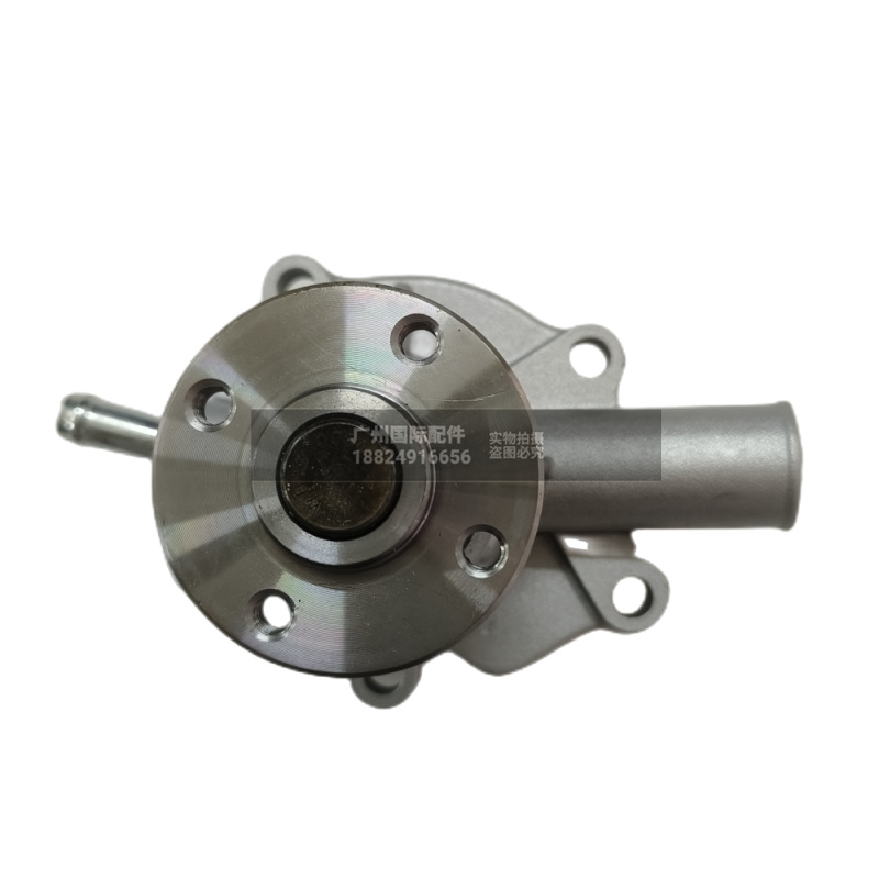 微挖久保田U10/U15-3S/U20挖掘机水泵D722/D782/D950发动机水泵