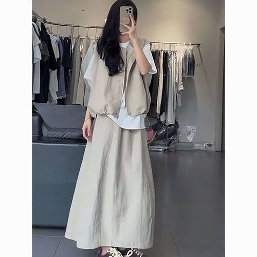 春季女工装T恤马甲A字高腰套装