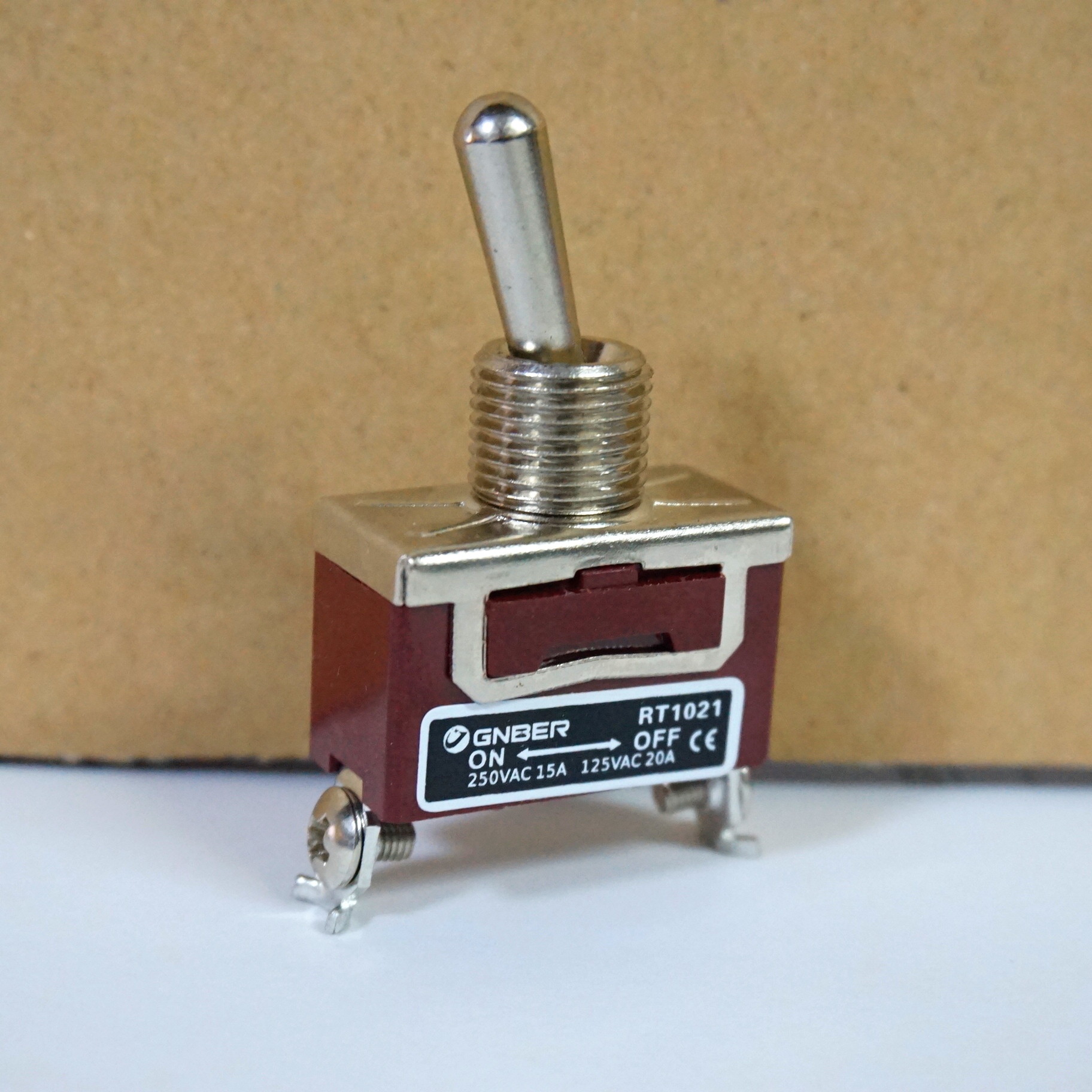 冈本工控 一极一通型摇柄钮子开关 RT-1021