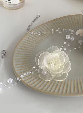 2024爆款珍珠颈链choker轻奢花朵项链女锁骨带颈带脖子花朵配饰