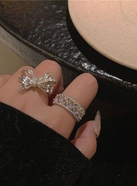 美炸高级感小众轻奢温柔锆石超闪排钻戒指开口蝴蝶结网红ins指环