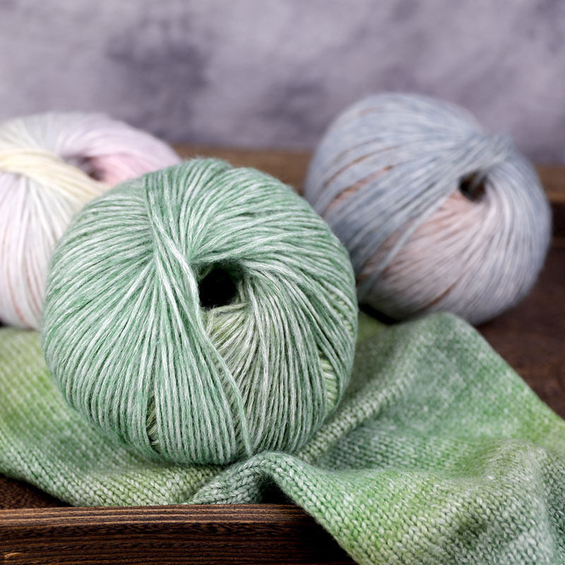 琉璃云长段染纱线披肩帽子线diy材料渐变色棉腈围巾线可编可钩