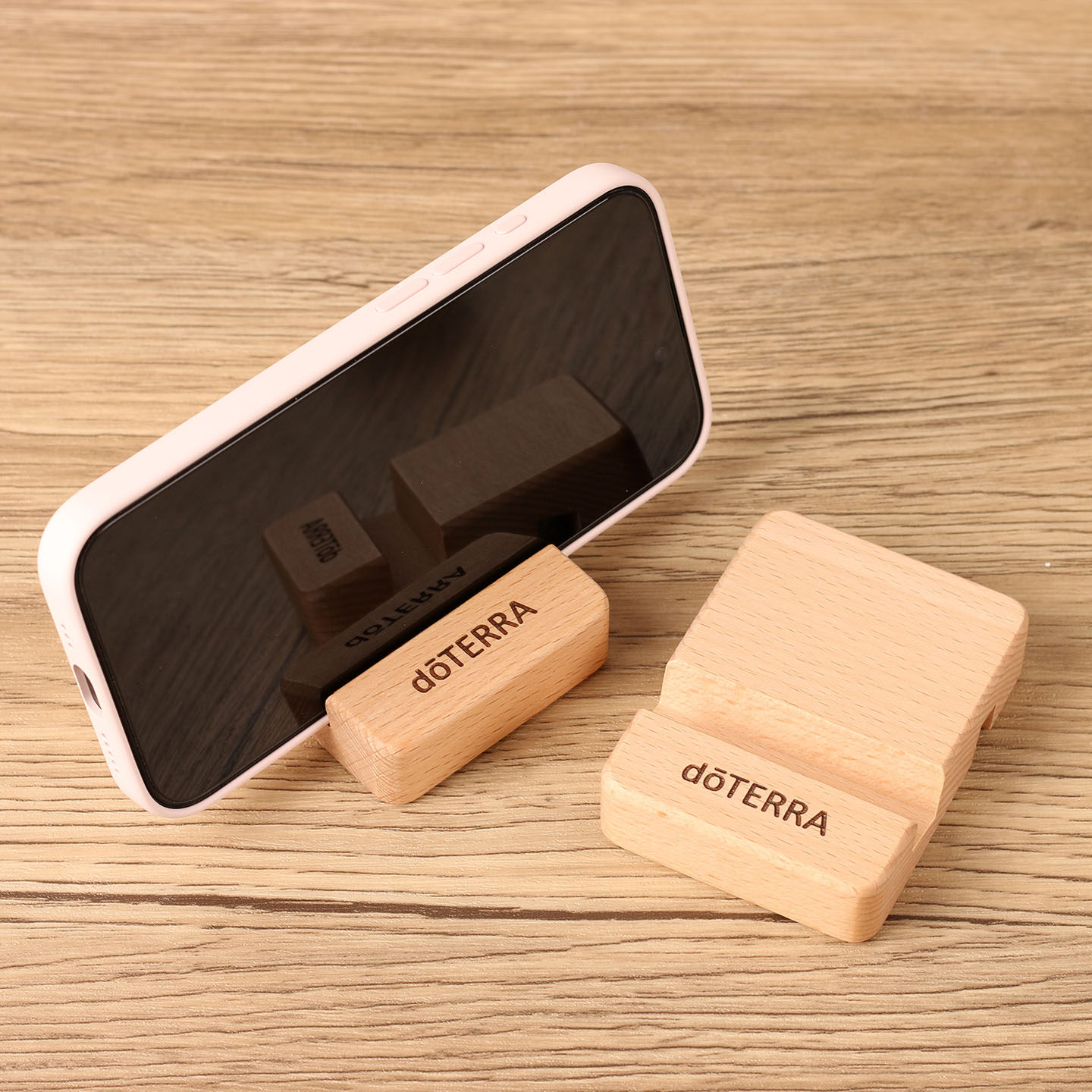 榉木手机支架可雕刻logo桌面创意置物架解放双手简约刻字小礼品