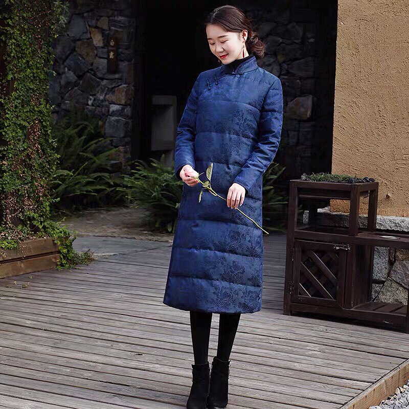 清平调 真丝香云纱羽绒服中式冬季旗袍白鹅绒立领过膝女新款外套