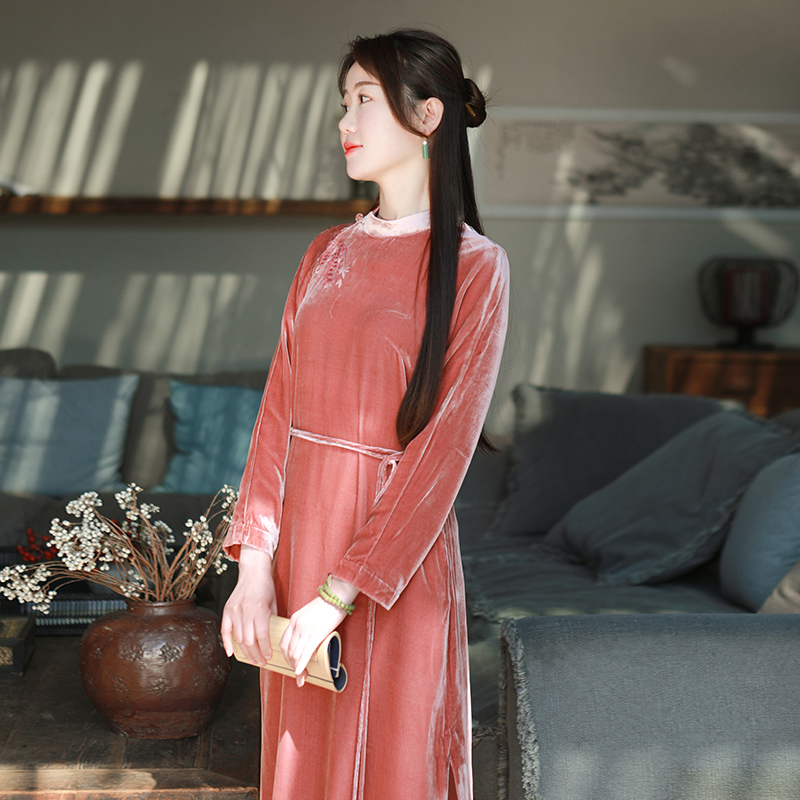 复古长裙真丝绒绣花手工新中式