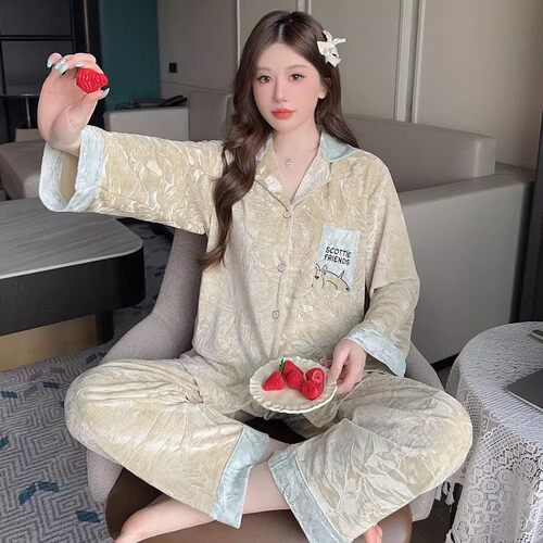 金丝绒口袋印花撞色袖口睡衣女款