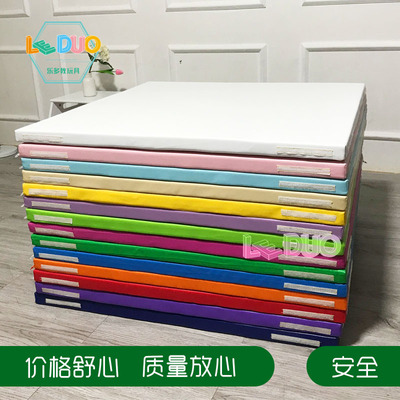 儿童幼儿园早教拼接防摔爬行垫