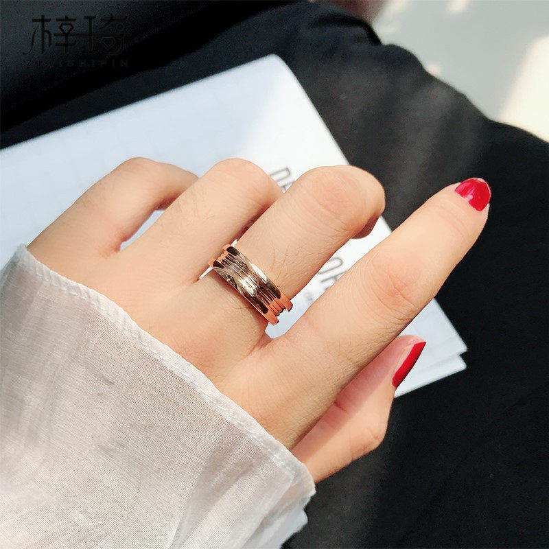 梓琦韩版个性潮人设计简约食指戒指环女ins网红情侣钛钢弹簧对戒