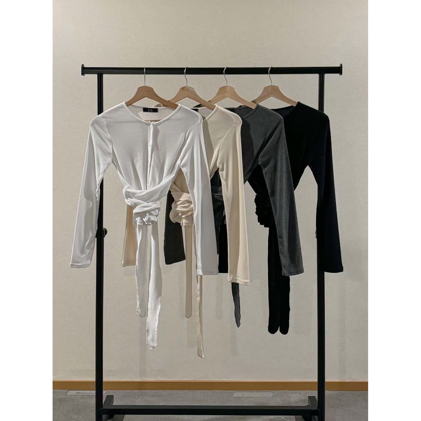 八1004韩国东大门运动瑜伽T恤区4447689流行韩版炸街可爱档口冬季